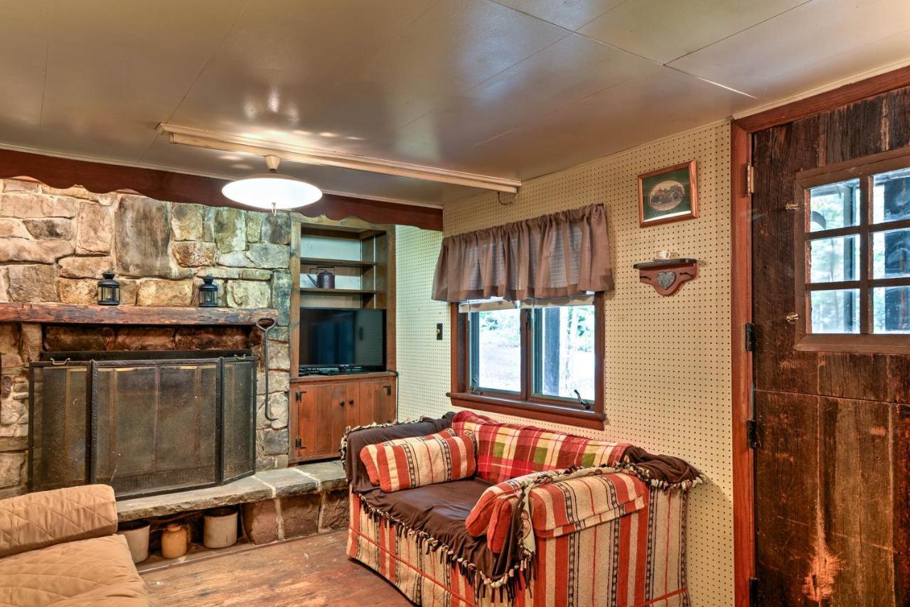 Вилла Rustic Bedford Cabin Near Hunting And Fishing Экстерьер фото